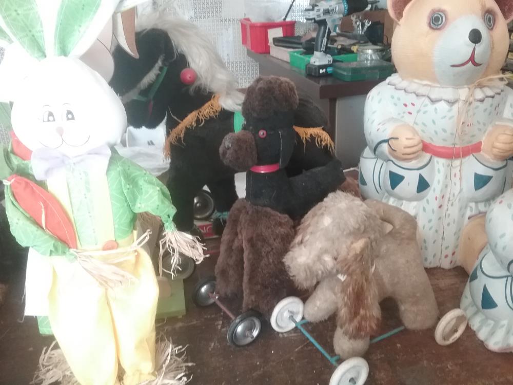 ANIMAUX JOUET ROULETTES ANCIEN
