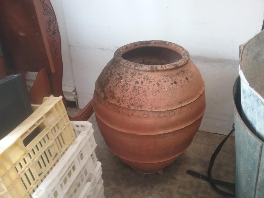 JARRE ANCIENNE A EAU 