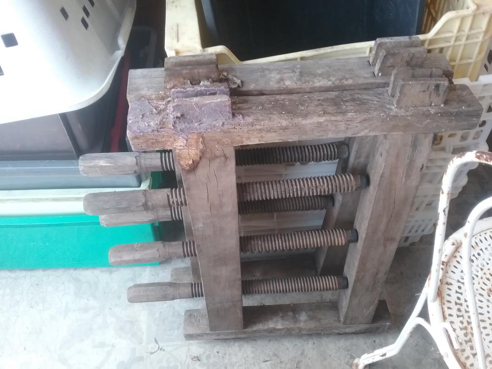 ETAUX BOIS ANCIEN