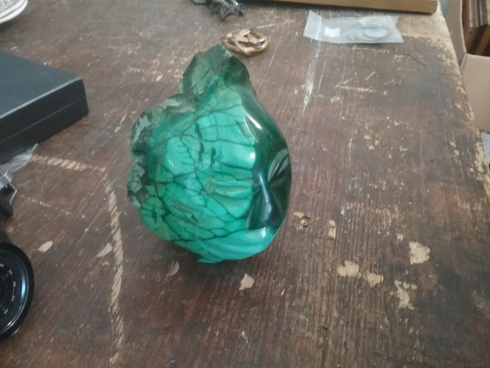 TETE MALACHITE