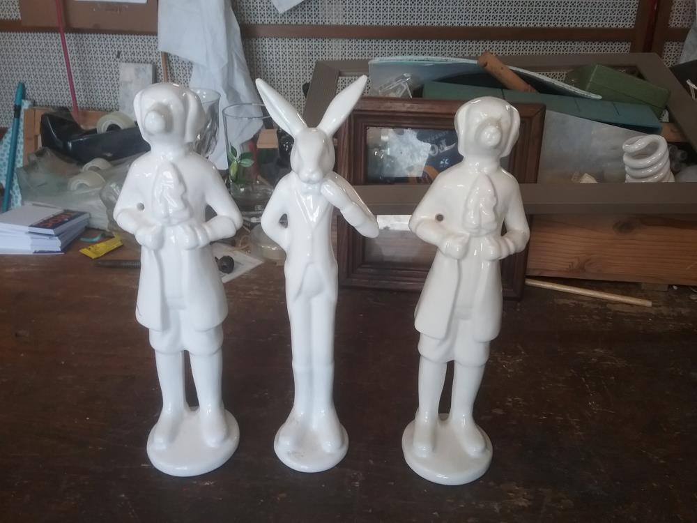 PERSONNAGE PORCELAINE BLANCHE
