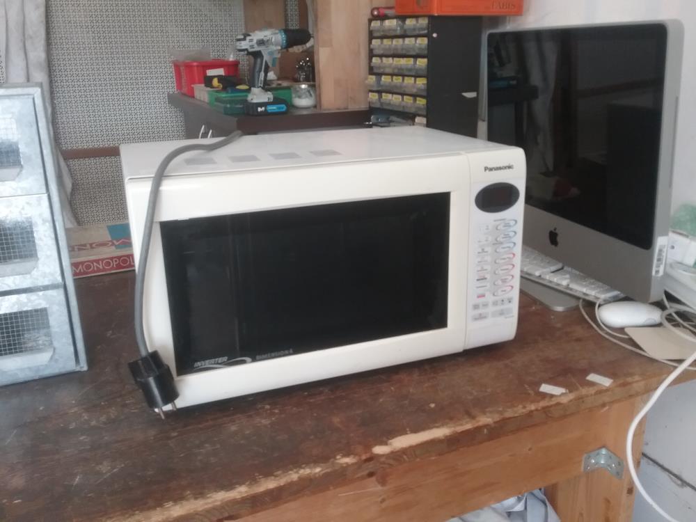 MICRO-ONDES PANASONIC