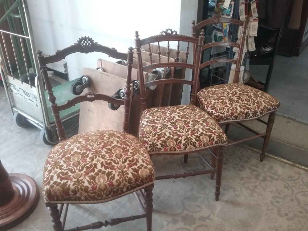 CHAISE DE CHAMBRE