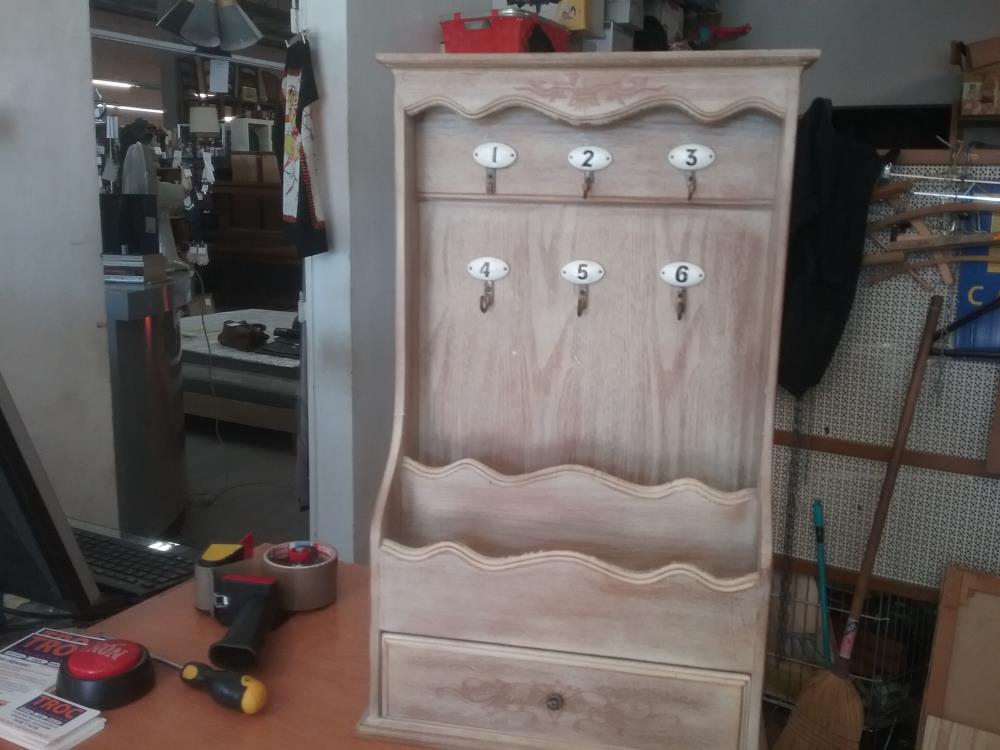 ETAGERE CLES ENTREE