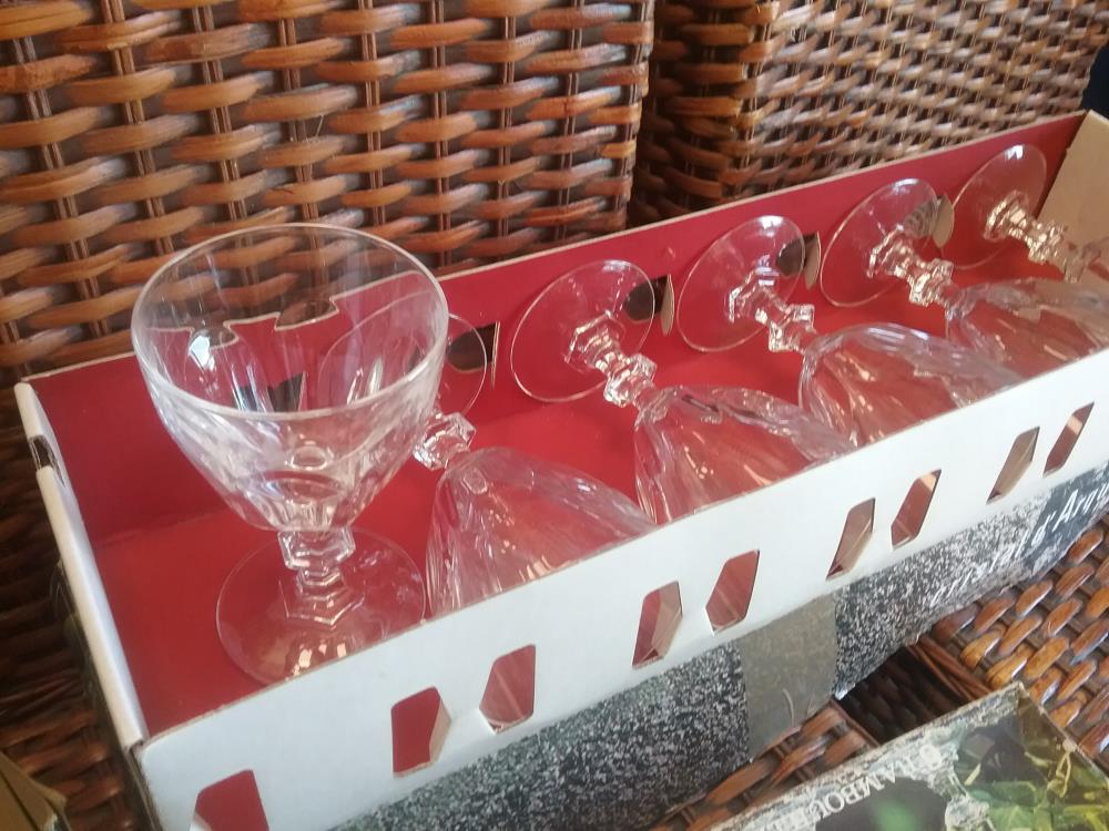 16 VERRES CRISTAL D'ARQUES