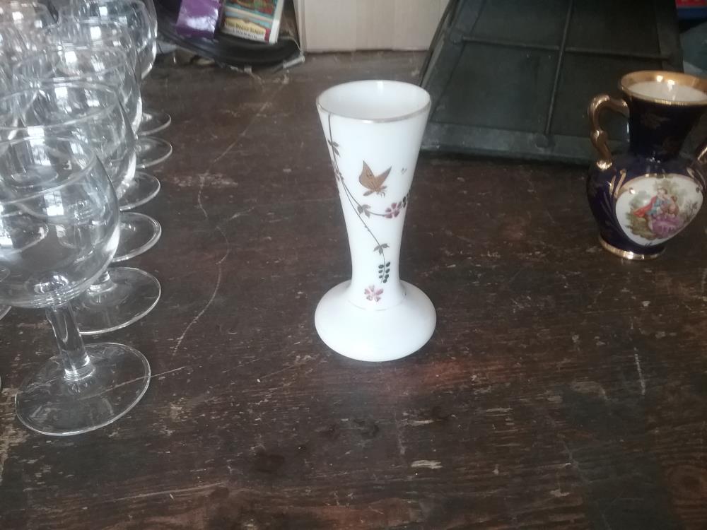 VASE OPALINE PEINT