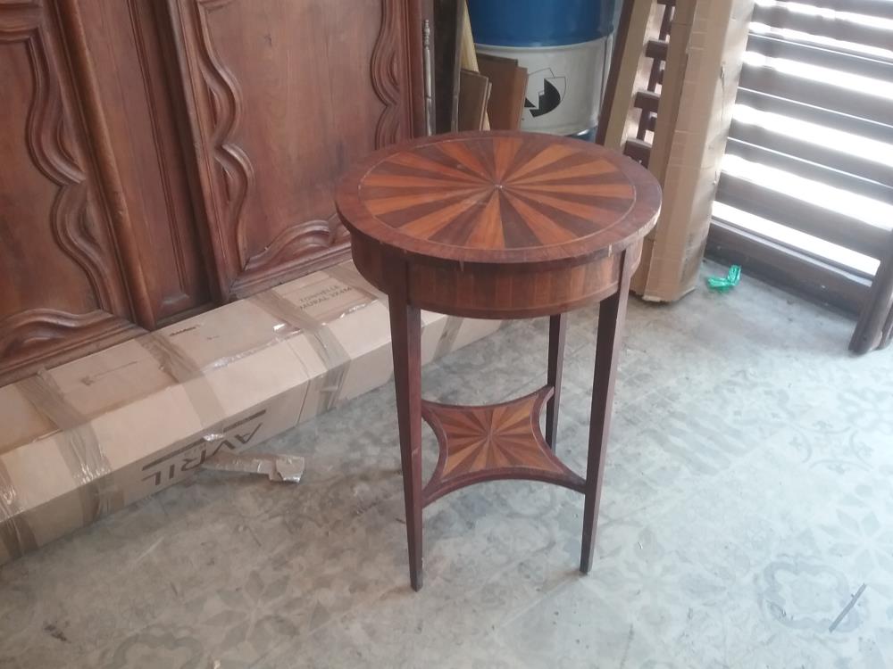 GUERIDON ROND DECO