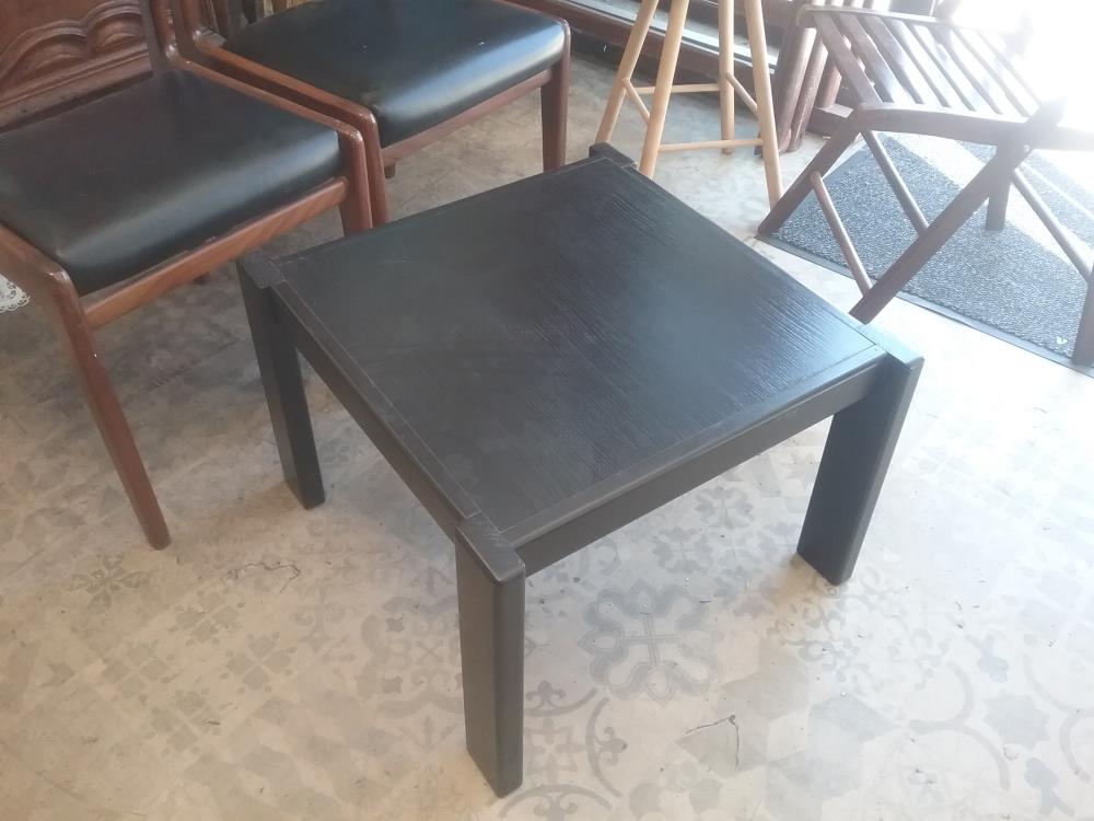 TABLE BASSE AN 70