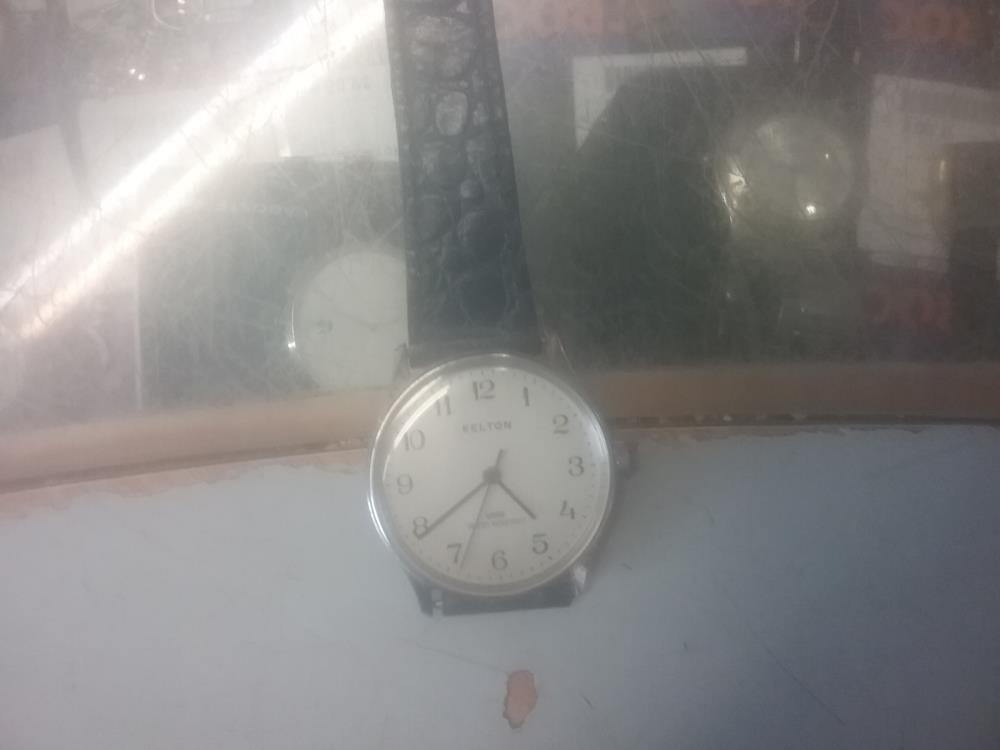 MONTRE KELTON VINTAGE FONCTIONNELLE 