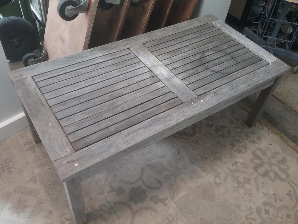 TABLE BASSE TECK