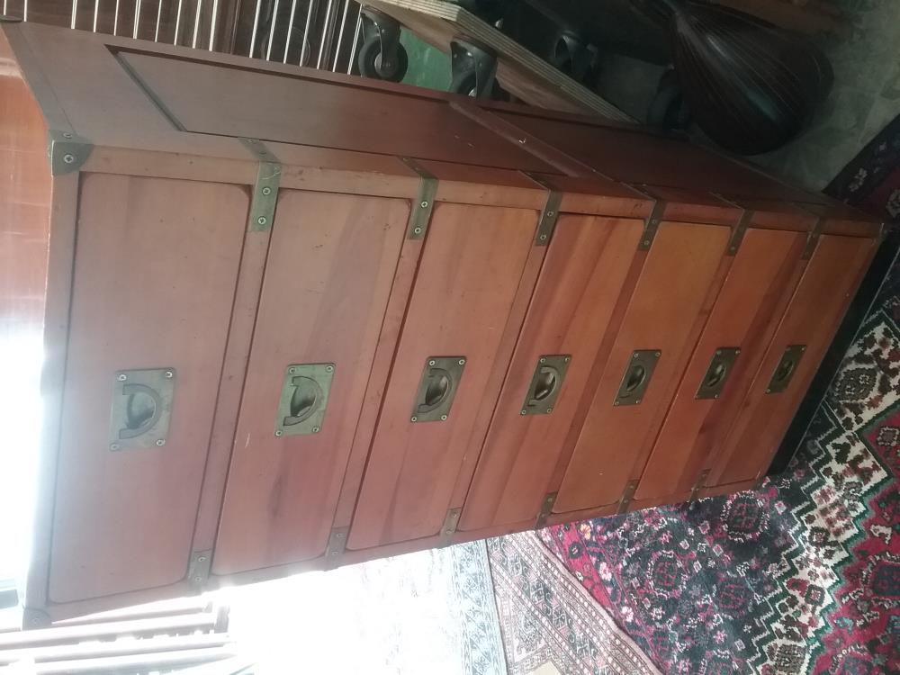 MEUBLE CHIFFONIER 