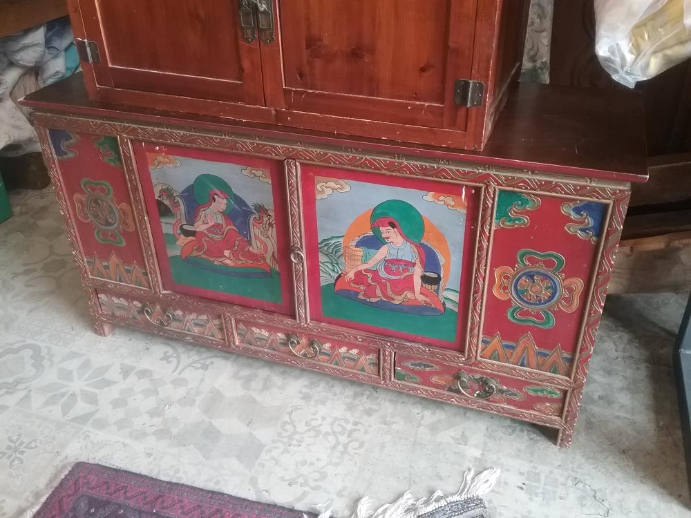 MEUBLE INDIEN PEINT 