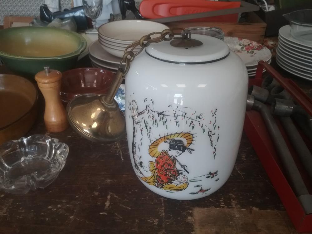 LUSTRE ASIE