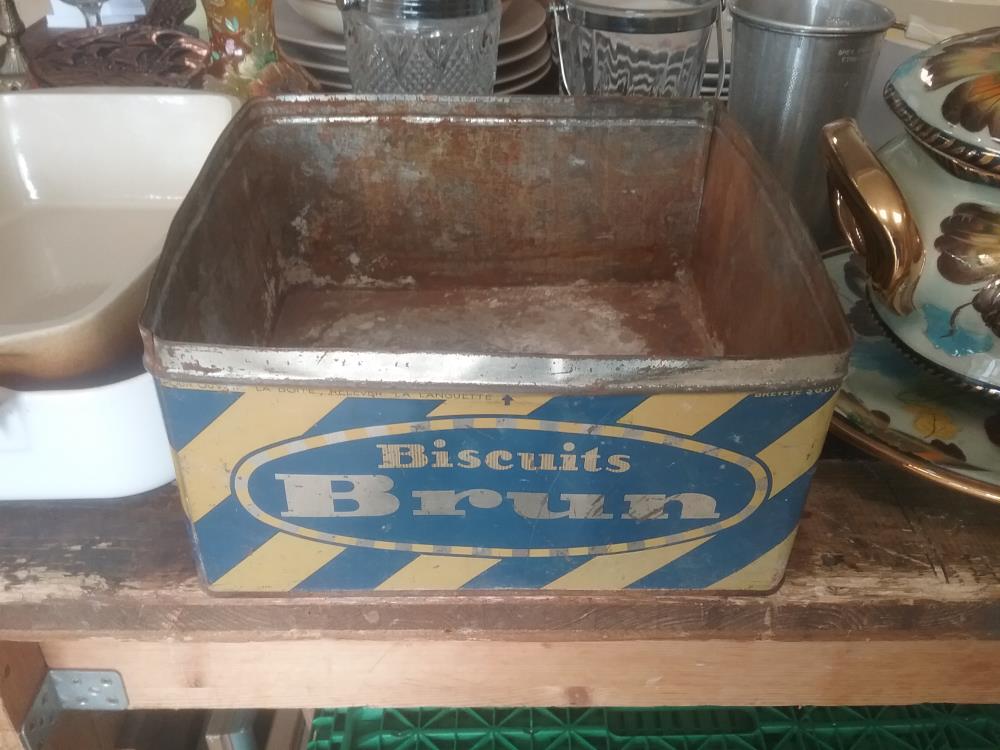 BOITE BISCUITS