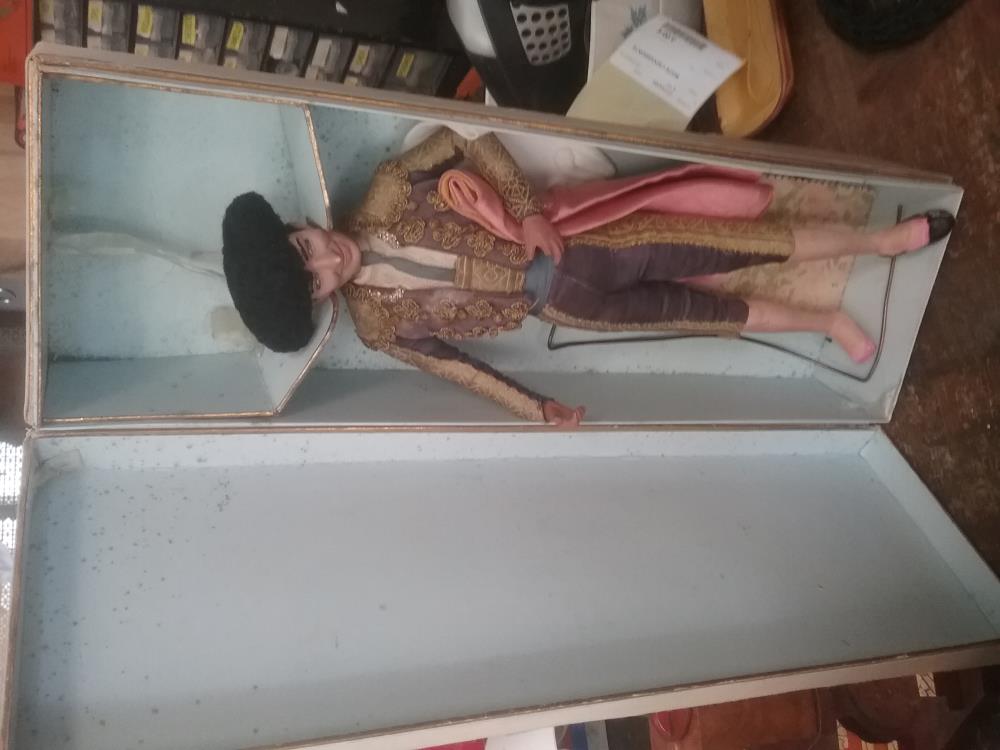 POUPEE TORREADOR