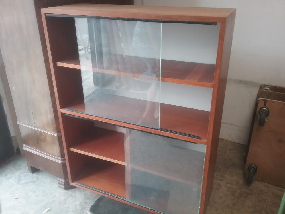 MEUBLE VITRINE 4P