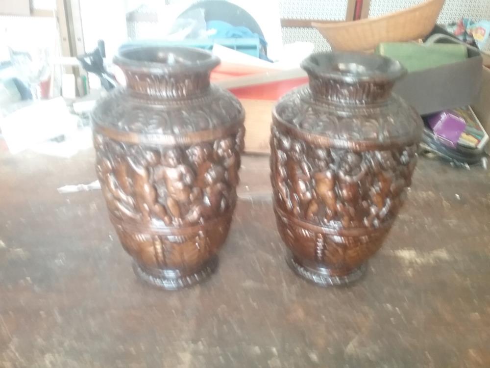 PAIRE DE VASES ANCIENS ANGELOTS