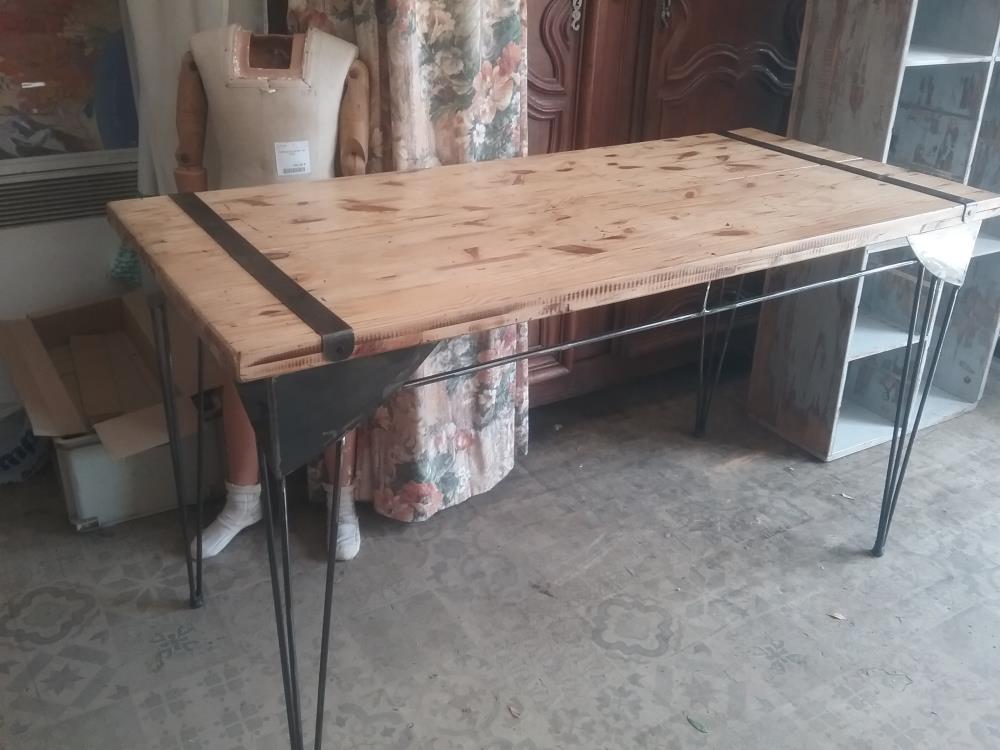 TABLE FF ET BOIS