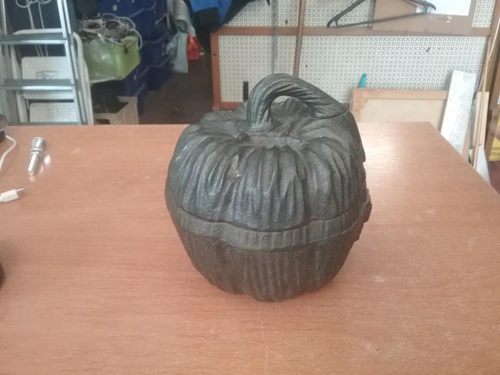 BOITE CITROUILLE FONTE