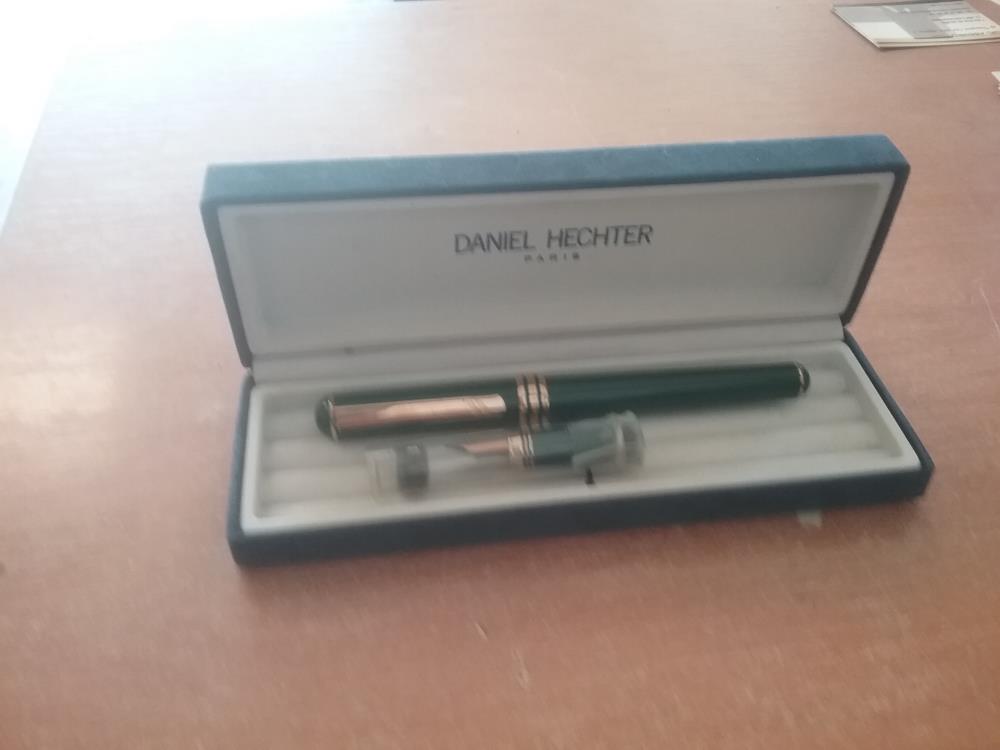 STYLO PLUME DANIEL HECHTER