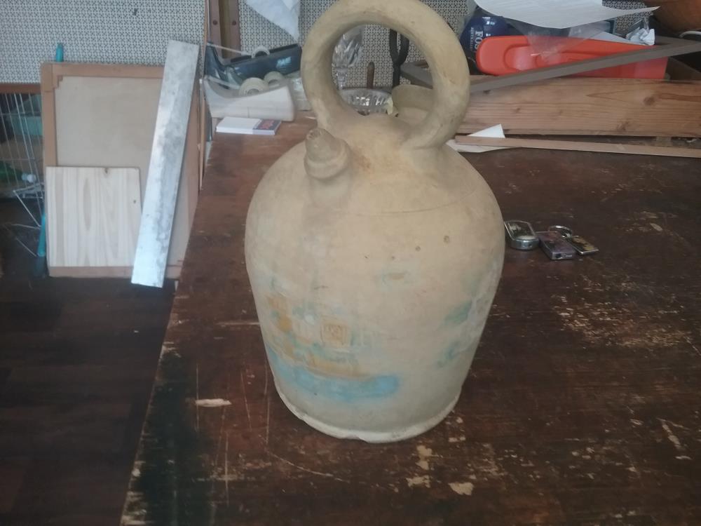 CRUCHE ANCIENNE