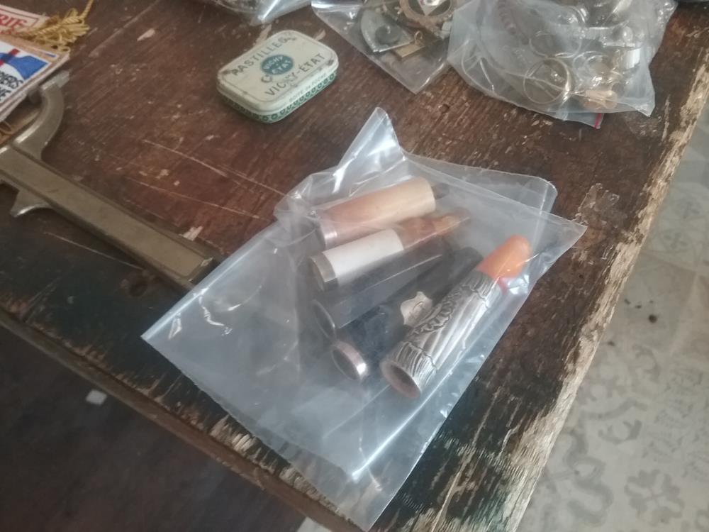 LOT FUME CIGARETTES