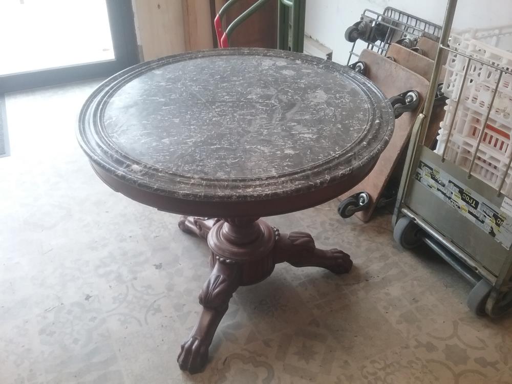 GUERIDON ROND MARBRE GRIS