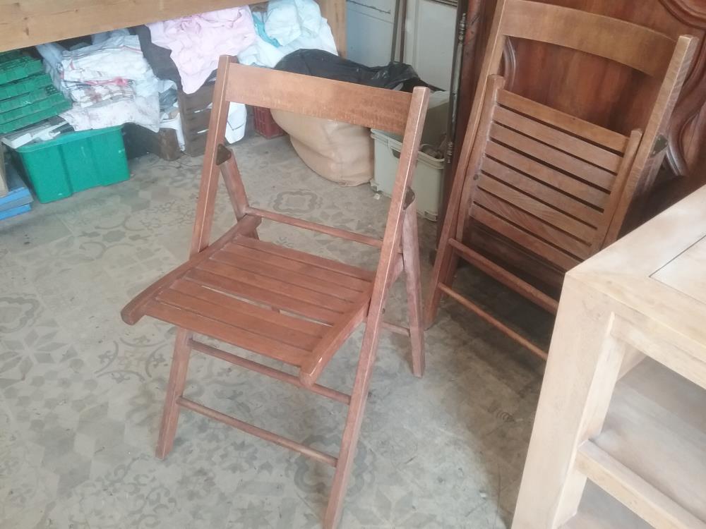 CHAISE PLIANTE
