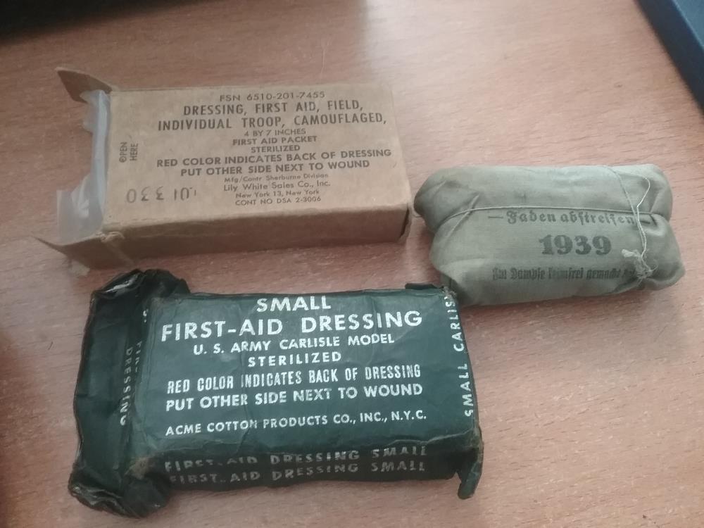 LOT PENSEMENTS MILITAIRES