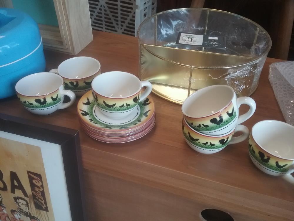 6 TASSES POULES