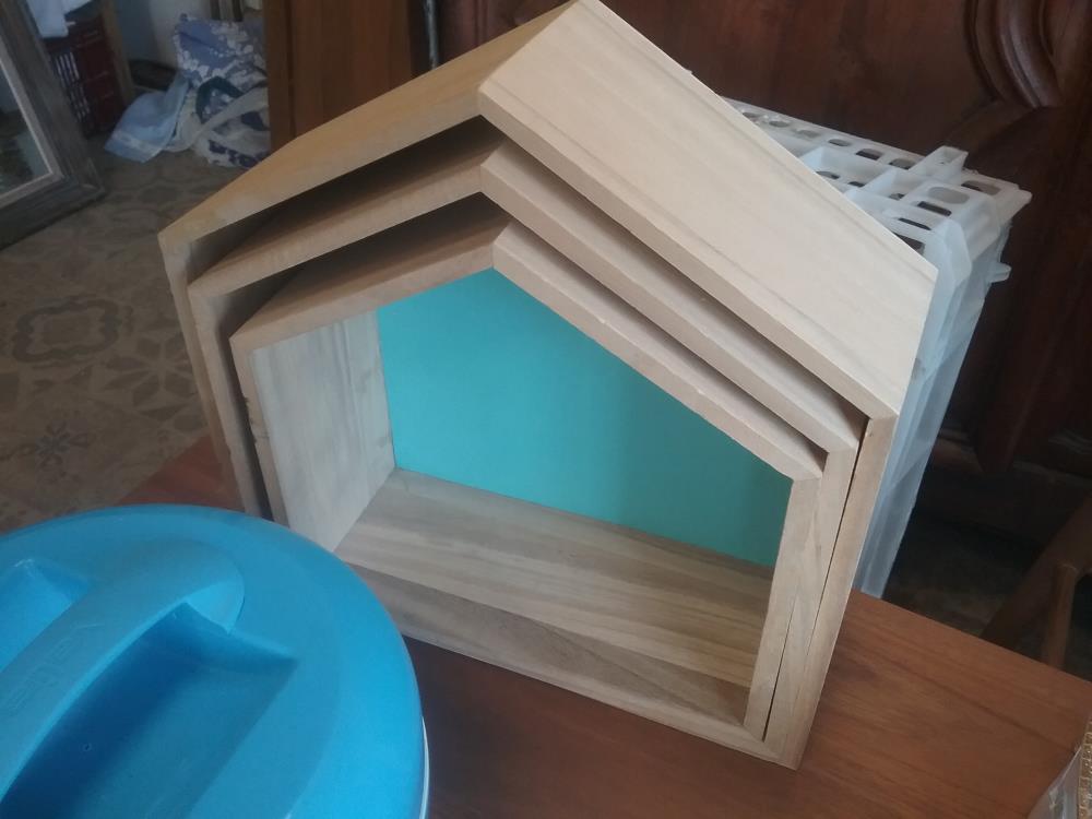 3 ETAGERES MAISONS