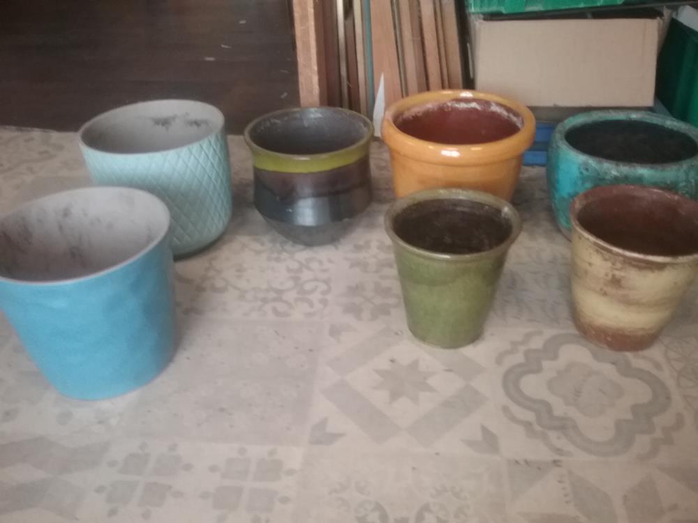 CACHE POT VERNISSE T2