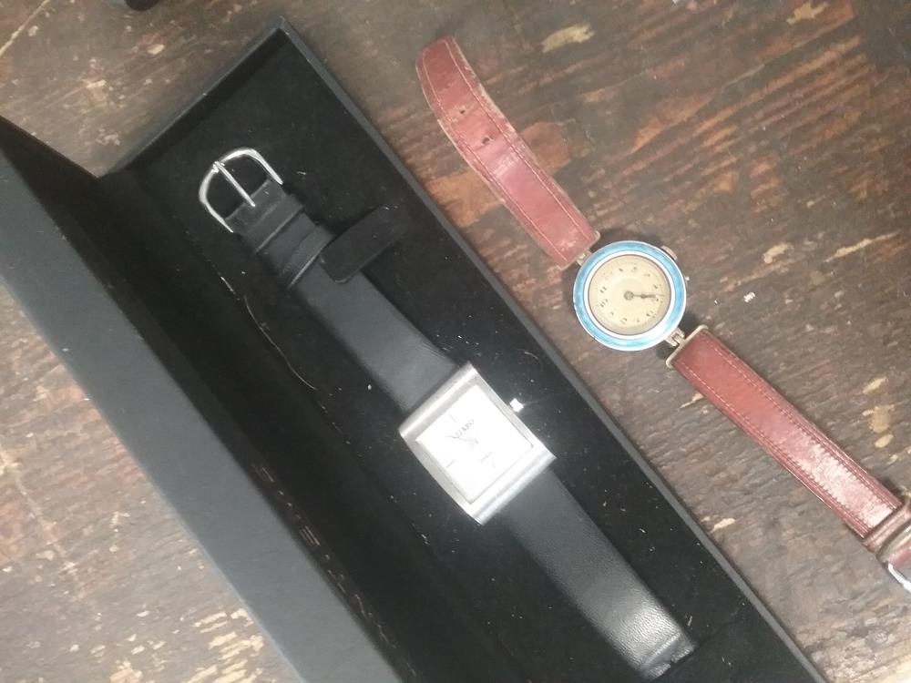 MONTRE 