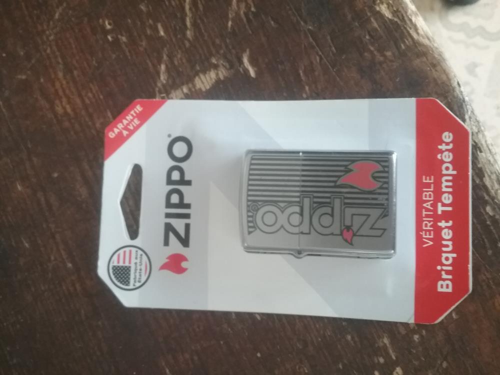 ZIPPO NEUF