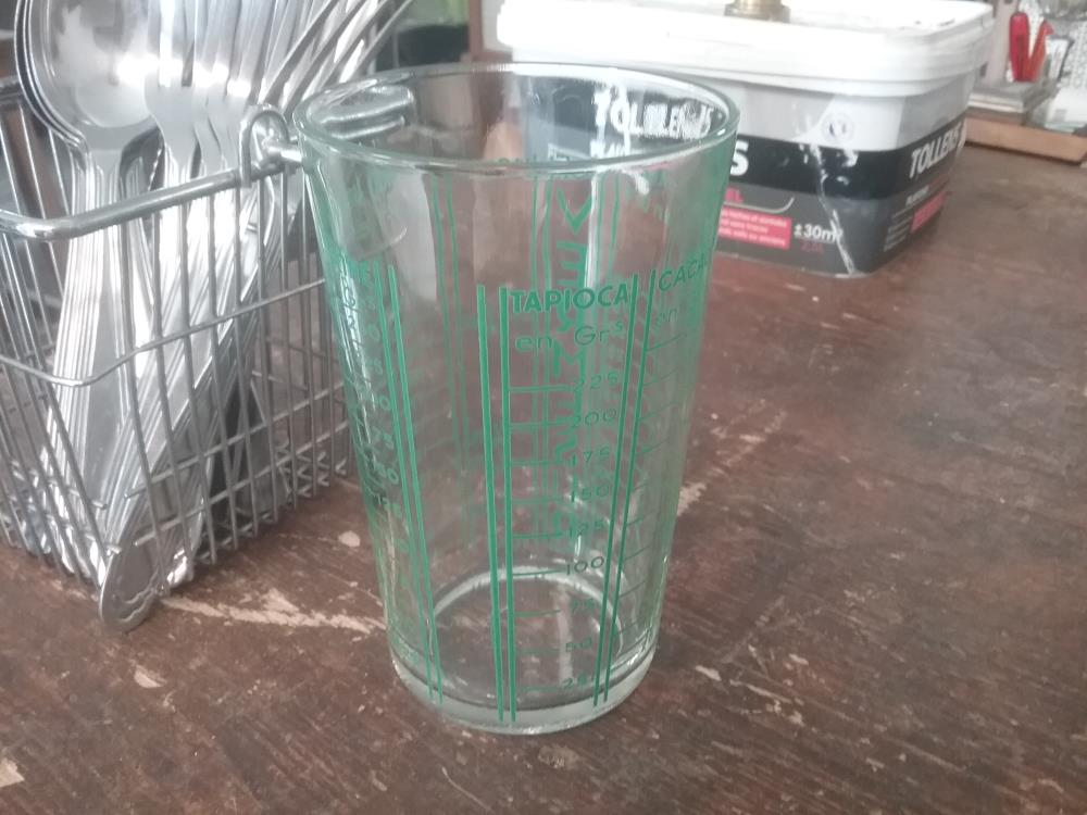 VERRE DOSEUR 