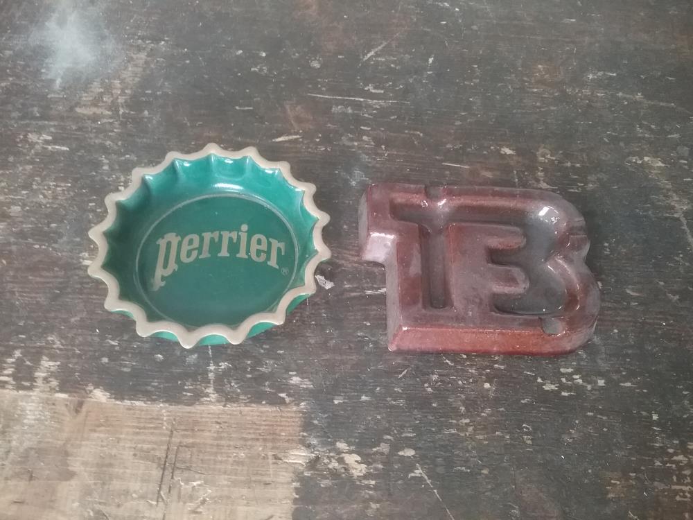 CENDRIER PUB