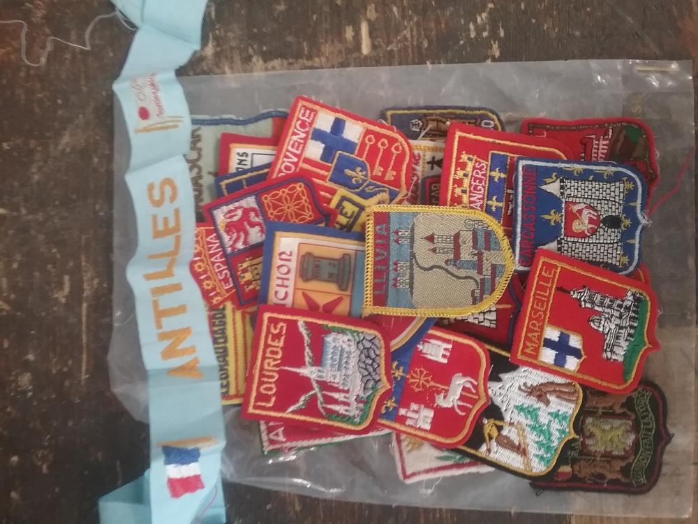 LOT DE BLASONS