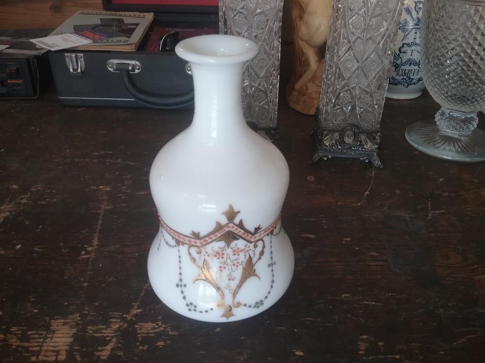 CARAFE OPALINE
