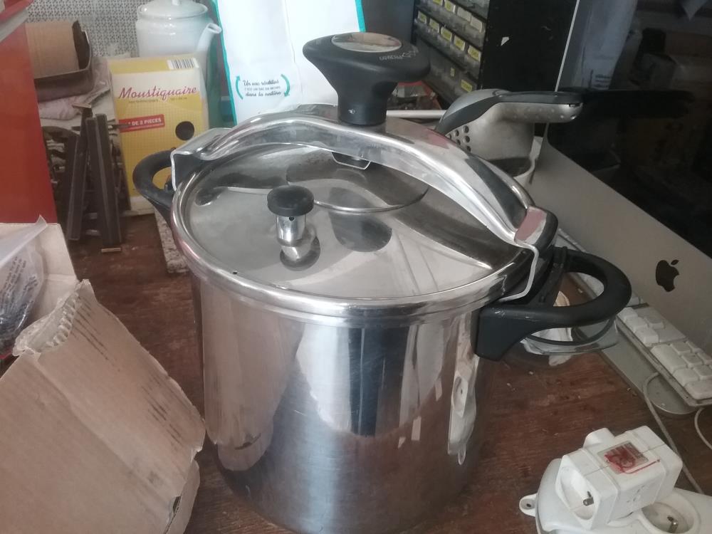 COCOTTE MINUTE 