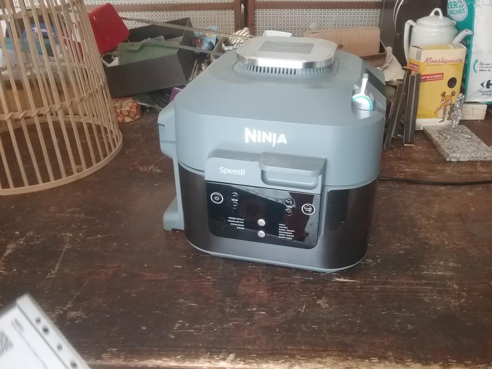 ROBOT NINJA SPEEDI NEUF