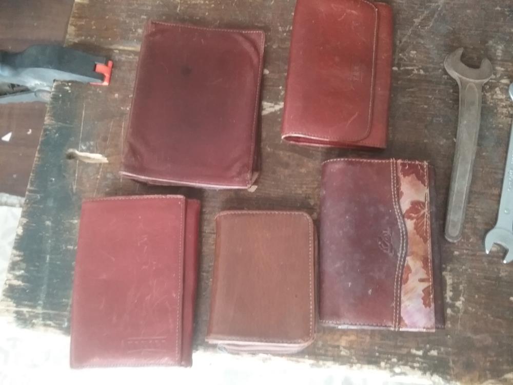 PORTE FEUILLE ANCIEN