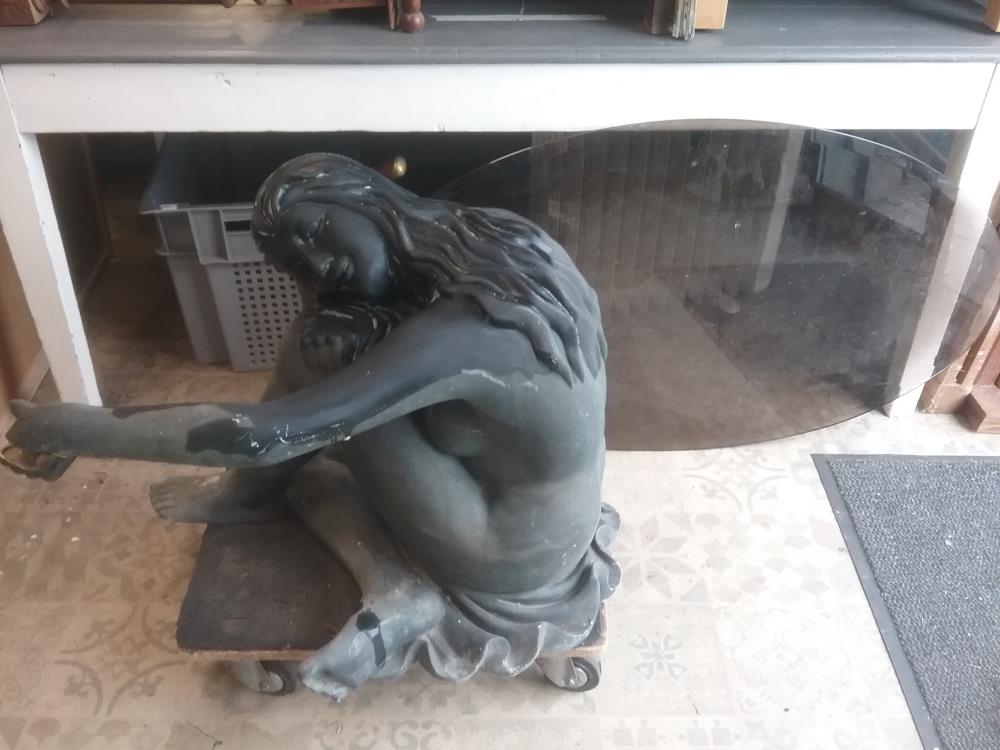 VERRE DE TABLE FUME OVALE