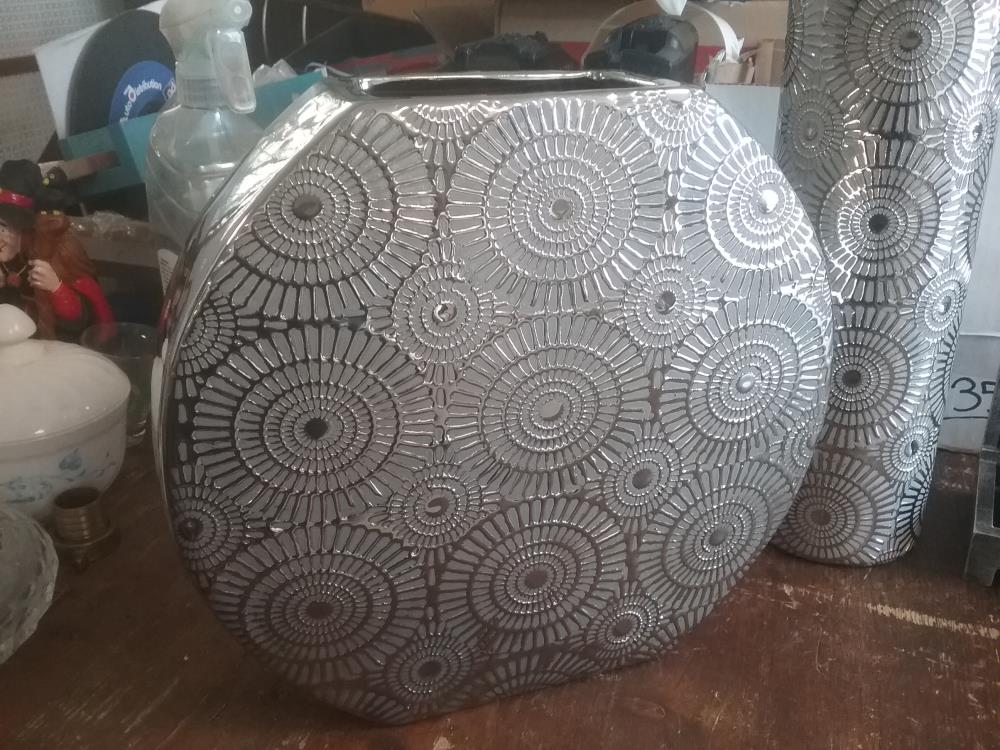 VASE MDM  GM