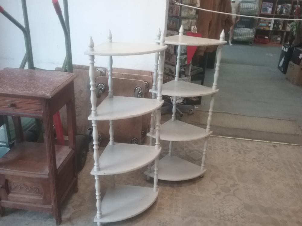 ETAGERE GRISE ANGLE
