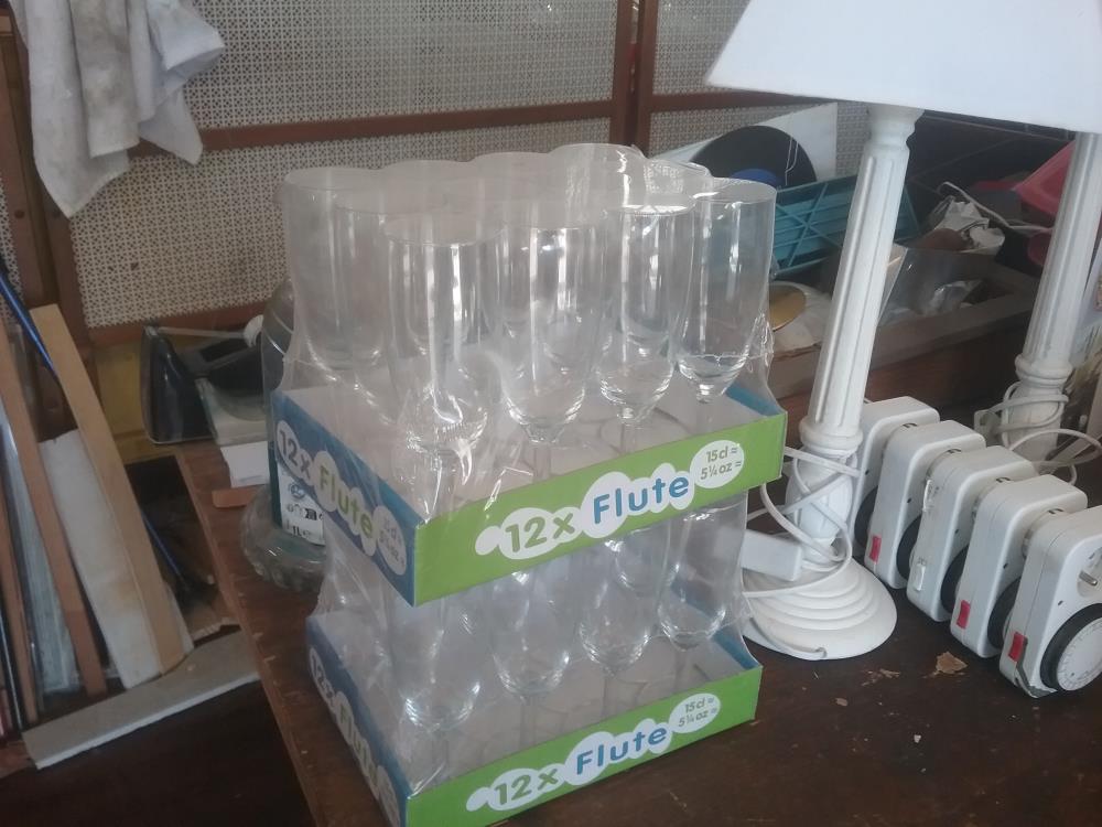 12 FLUTES VERRE