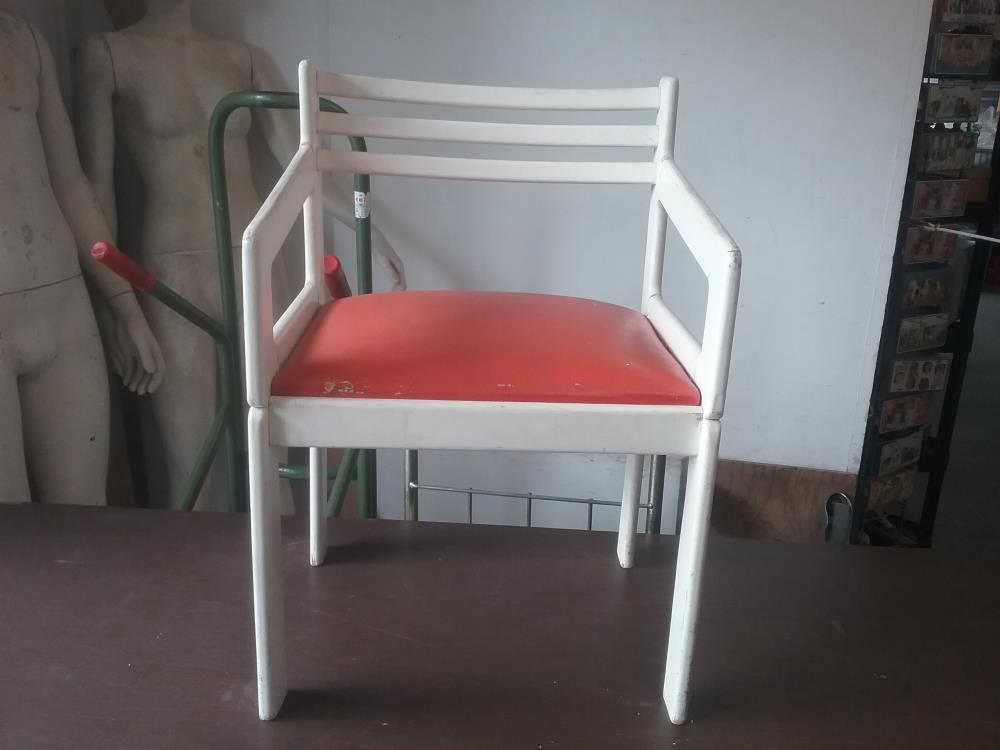 CHAISE VINTAGE ORANGE BOIS BLANC