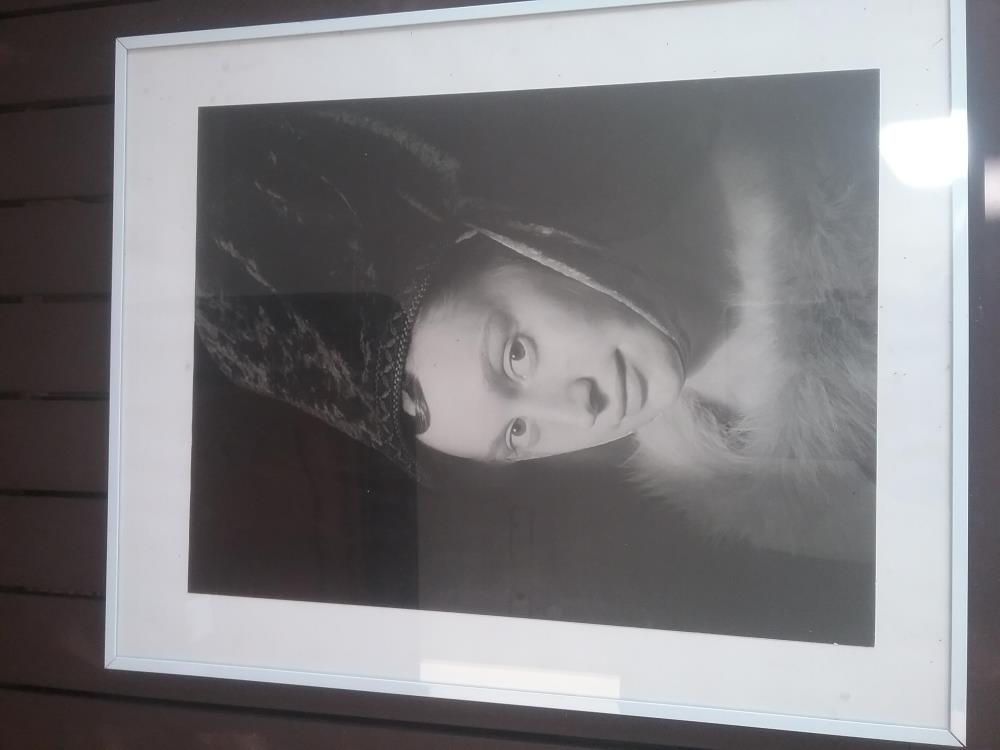 PORTRAIT PHOTO