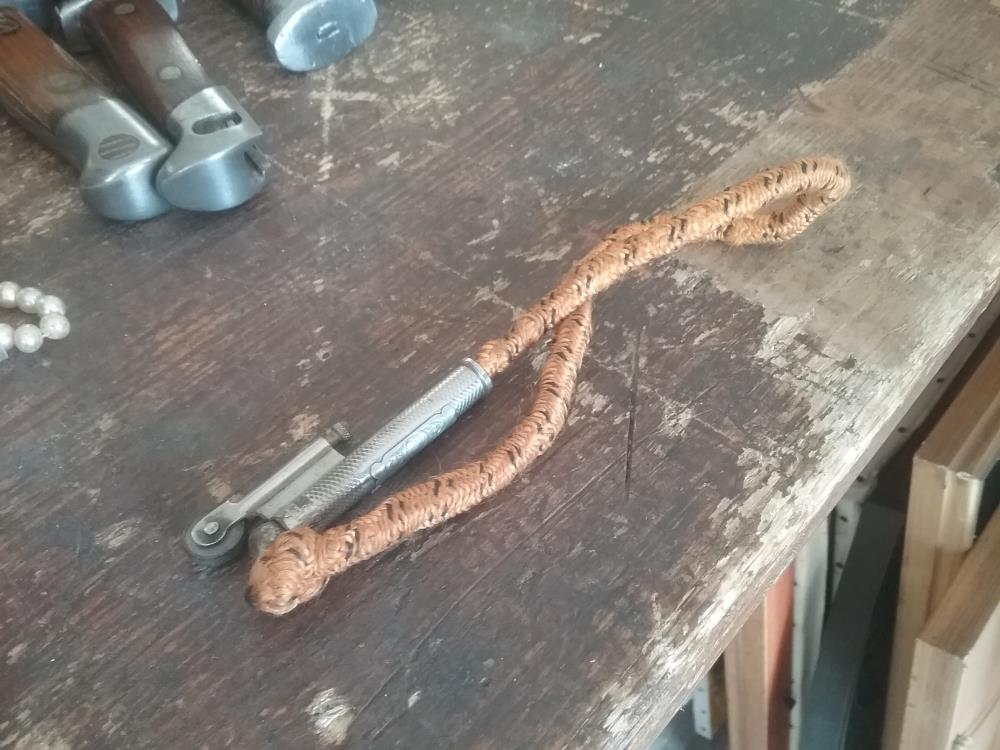 BRIQUET TEMPETE ANCIEN