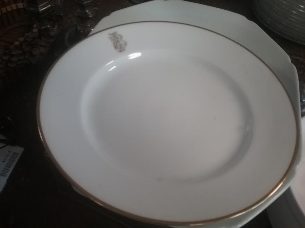 ASSIETTE MONOGRAMEE