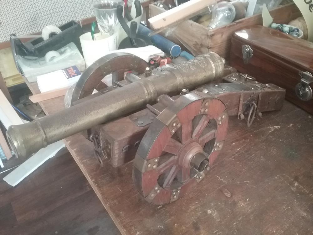 CANON BRONZE